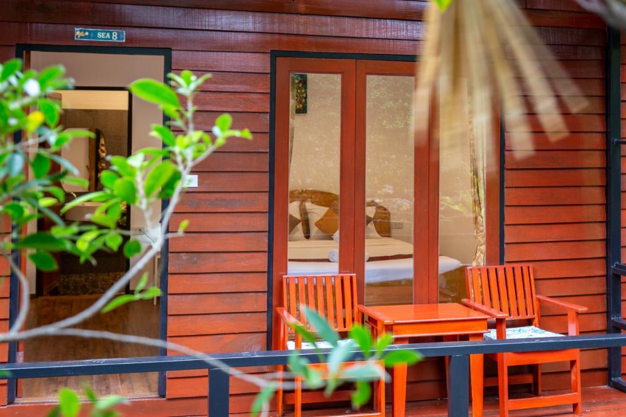 West Coast Beach Resort Koh Phangan Exteriör bild