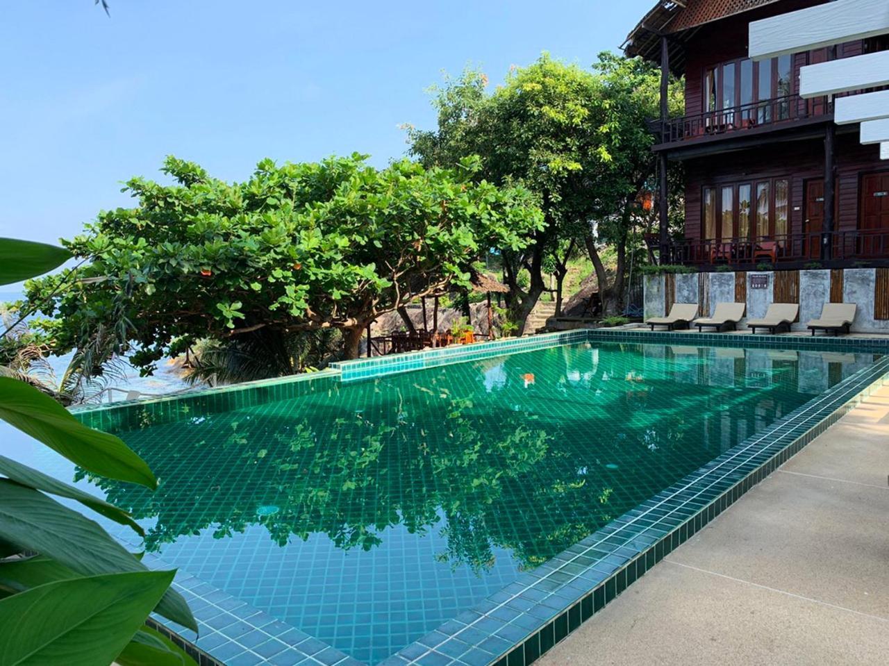 West Coast Beach Resort Koh Phangan Exteriör bild