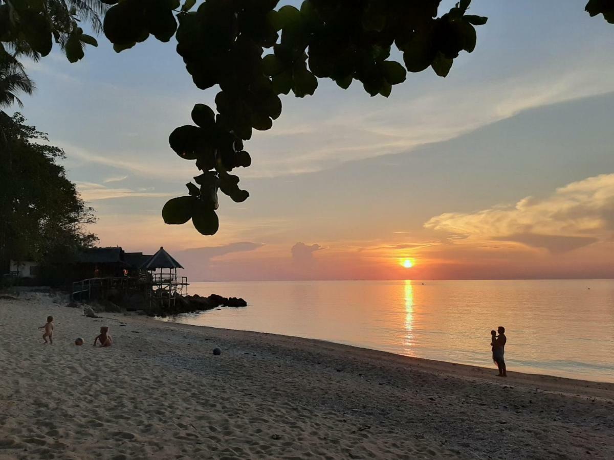 West Coast Beach Resort Koh Phangan Exteriör bild